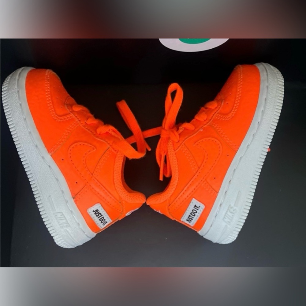 ✨LIKE-NEW✨ Nike Air Force 1 Low 07 LV8 “Just Do It” (Orange) - TD: Size 5C